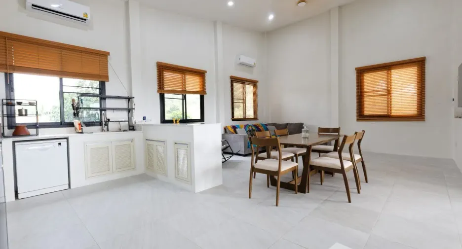 For sale 6 bedrooms house in Ko Pha-ngan, Surat Thani