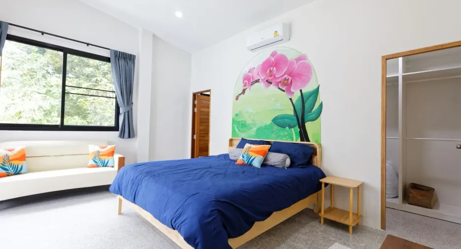 For sale 6 bedrooms house in Ko Pha-ngan, Surat Thani