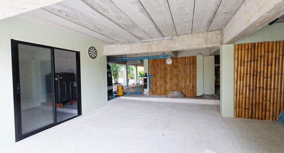 For sale 6 bedrooms house in Ko Pha-ngan, Surat Thani