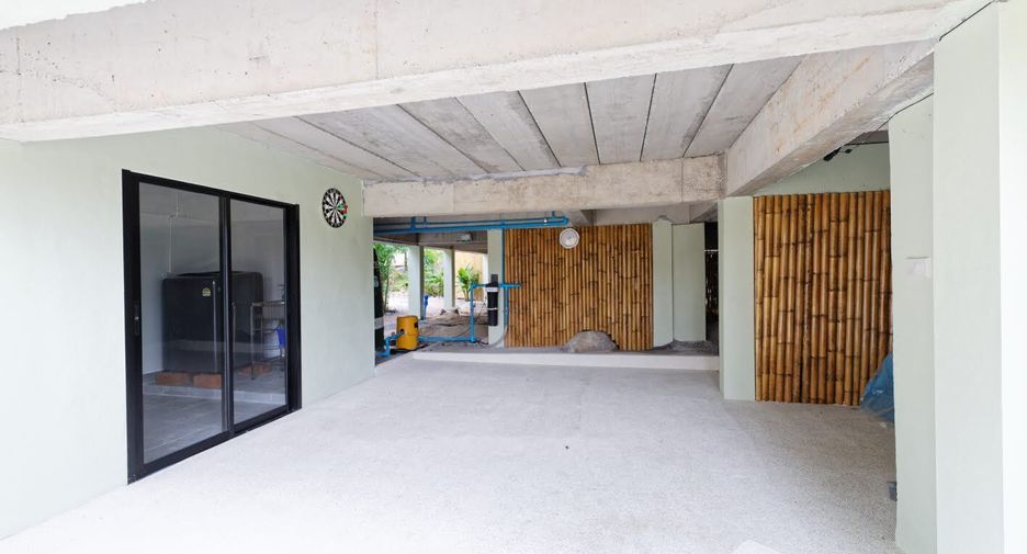 For sale 6 bedrooms house in Ko Pha-ngan, Surat Thani