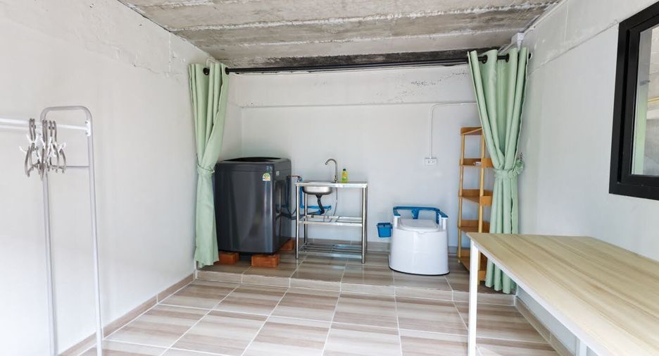 For sale 6 bedrooms house in Ko Pha-ngan, Surat Thani