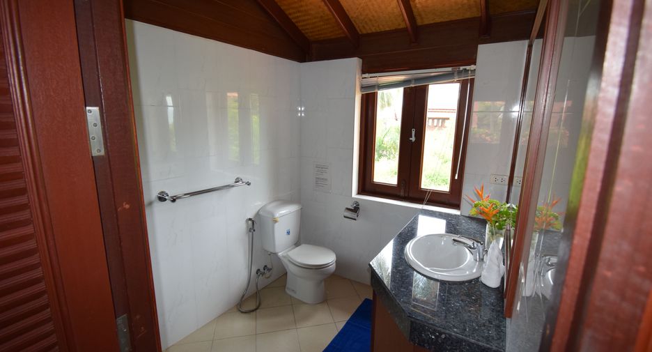 For rent 4 bedrooms villa in Ko Samui, Surat Thani