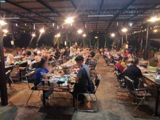 Gewerbefläche zum Kauf mit 4 Zimmer in Si Racha, Chonburi