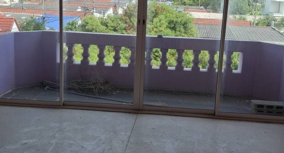 For sale 4 bedrooms townhouse in Hua Hin, Prachuap Khiri Khan