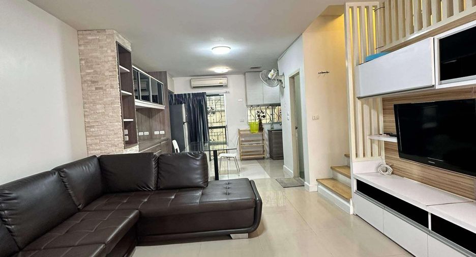 For sale 3 bedrooms townhouse in Bueng Kum, Bangkok