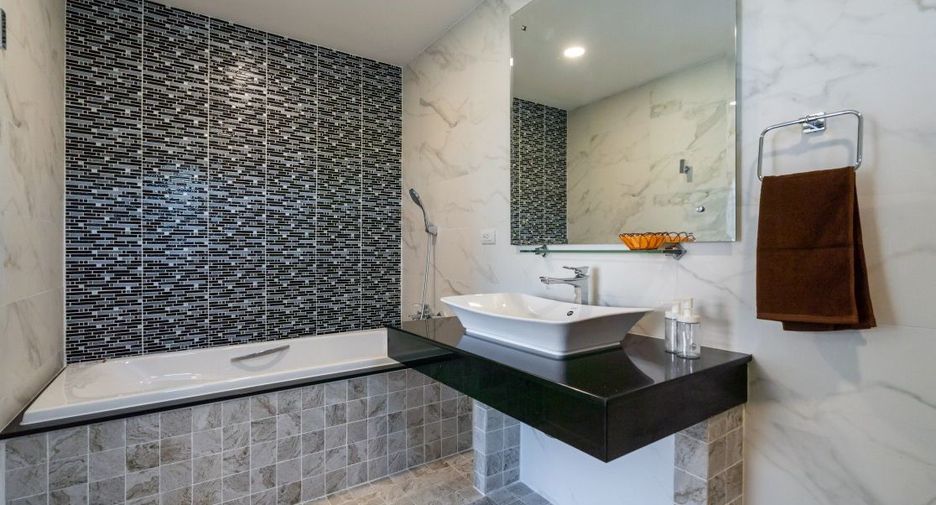 For sale 3 bedrooms villa in Thalang, Phuket
