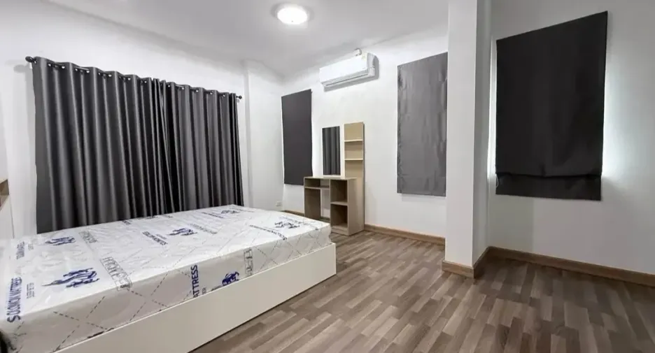 For rent 3 bedrooms house in Doi Saket, Chiang Mai