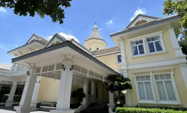 Casa en venta de 3 habitaciones en Lat Phrao, Bangkok