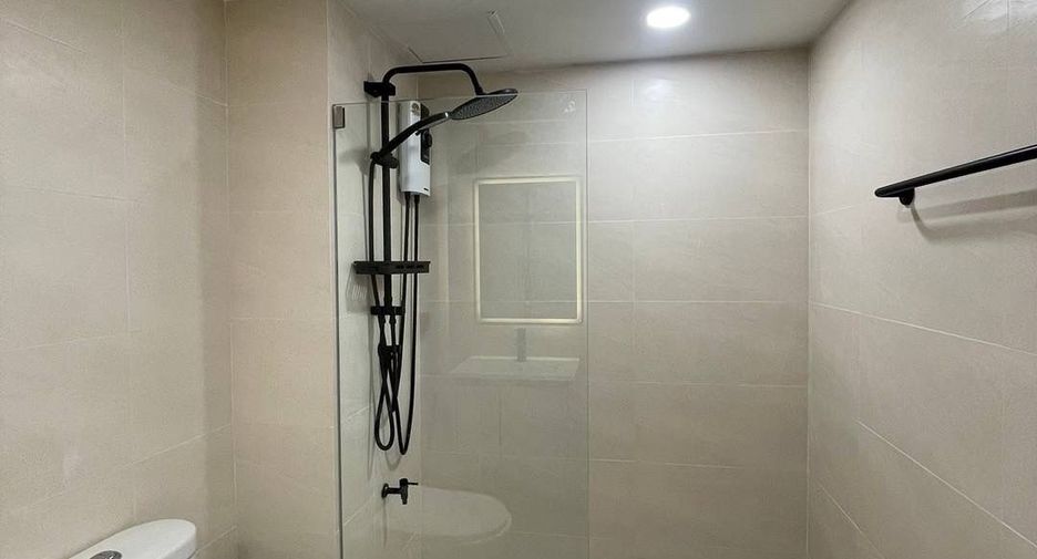 For sale 1 bed condo in Mueang Chiang Mai, Chiang Mai