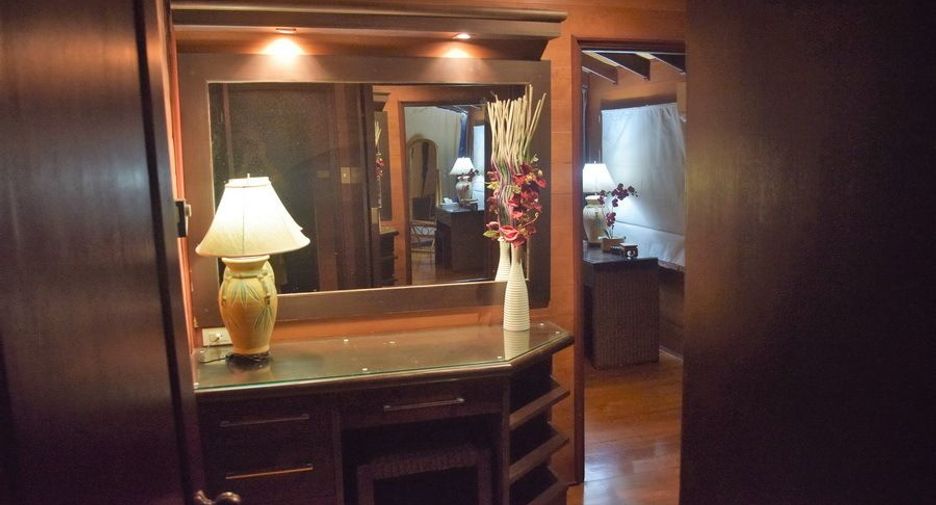 For rent 4 bedrooms villa in Ko Samui, Surat Thani
