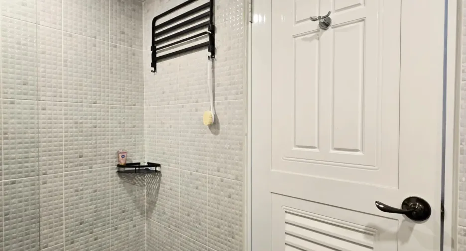 For sale studio condo in Huai Khwang, Bangkok