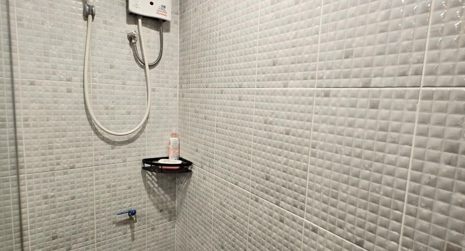 For sale studio condo in Huai Khwang, Bangkok