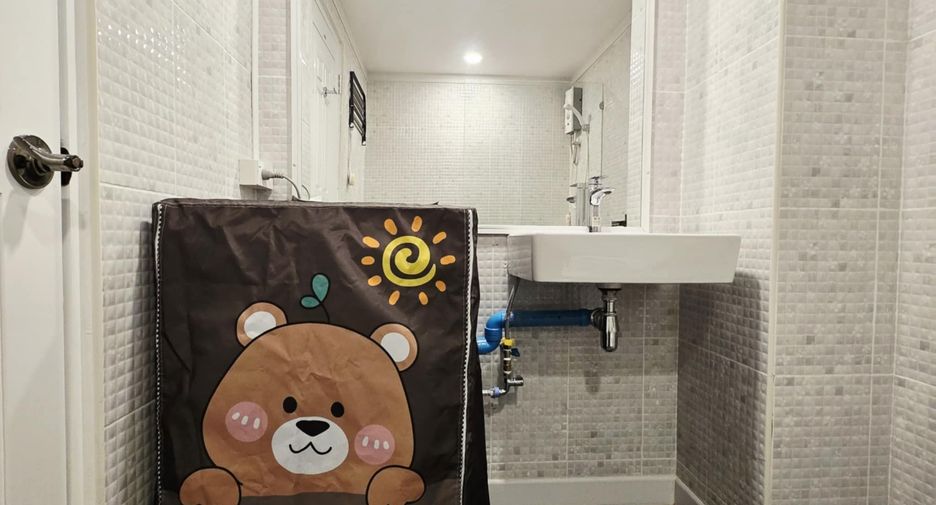 For sale studio condo in Huai Khwang, Bangkok