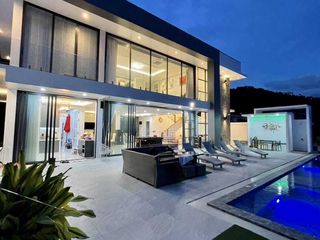 For sale 7 bedrooms villa in Ko Samui, Surat Thani