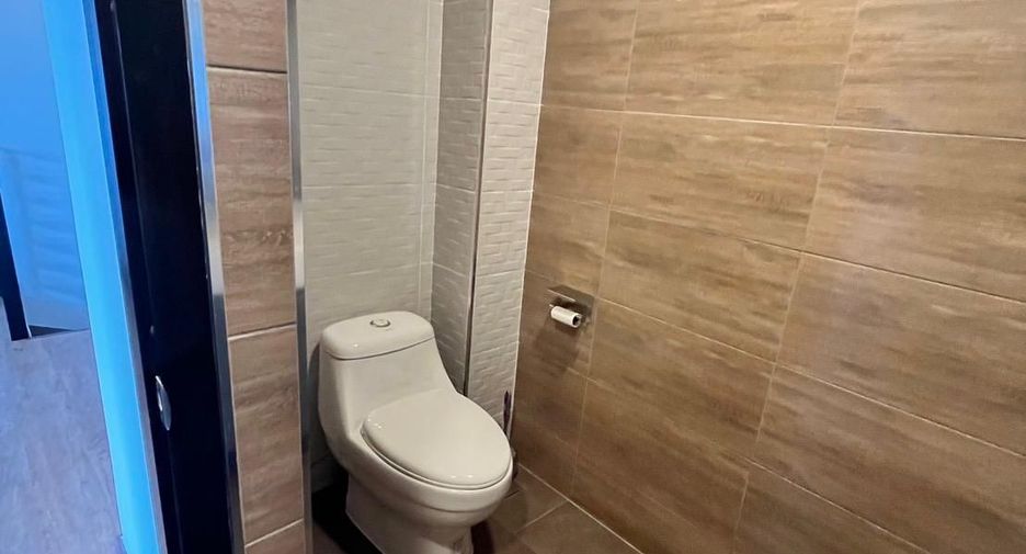 Продажа 2 спальни кондо в Йомтиен, Паттайя
