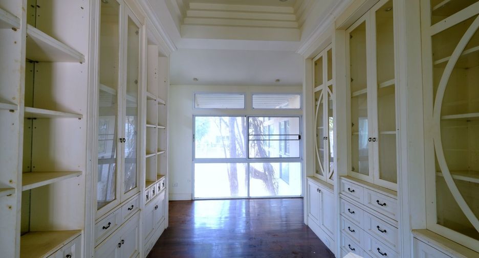 For sale 4 ベッドルーム house in Hang Dong, Chiang Mai