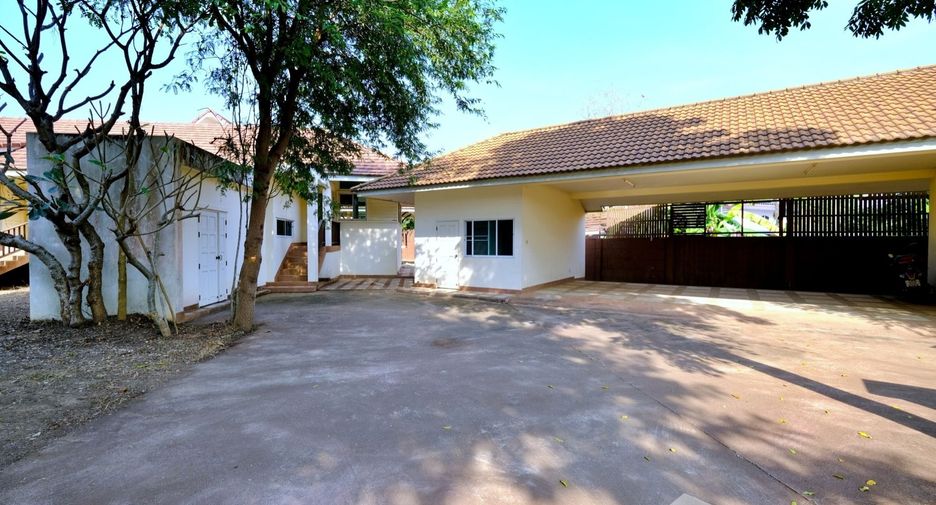 For sale 4 ベッドルーム house in Hang Dong, Chiang Mai