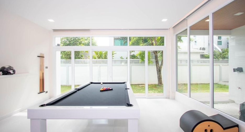 For sale 5 bedrooms house in Mueang Chiang Mai, Chiang Mai