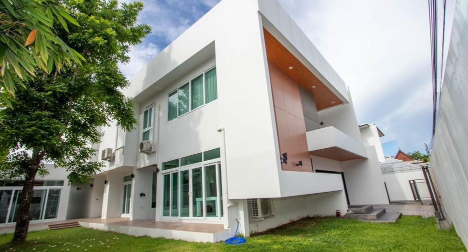 For sale 5 bedrooms house in Mueang Chiang Mai, Chiang Mai