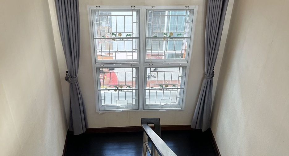 Casa en alquiler de 3 habitaciones en Hang Dong, Chiang Mai