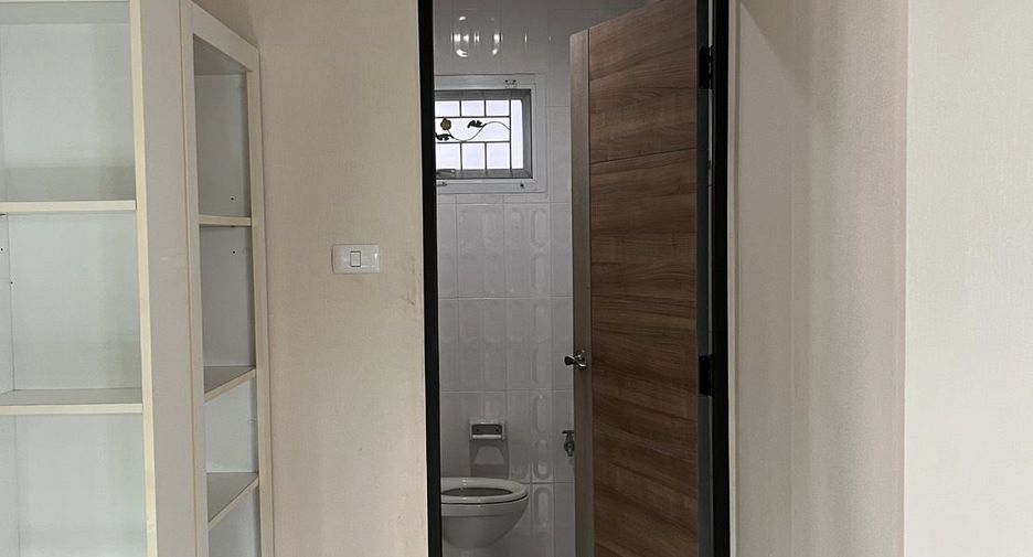 Casa en alquiler de 3 habitaciones en Hang Dong, Chiang Mai