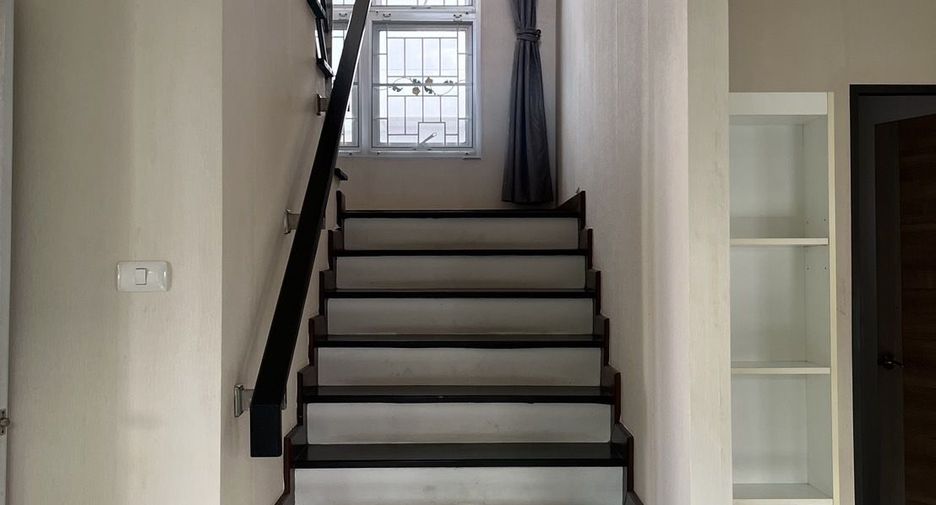 Casa en alquiler de 3 habitaciones en Hang Dong, Chiang Mai