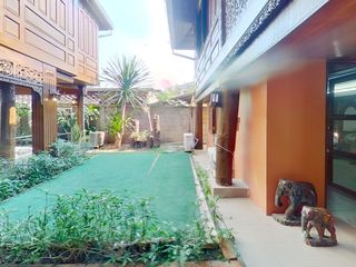 For sale 5 bedrooms house in Mueang Chiang Mai, Chiang Mai