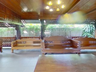For sale 5 bedrooms house in Mueang Chiang Mai, Chiang Mai