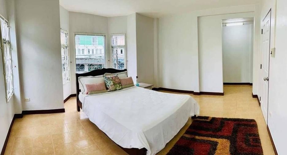 For sale 3 bedrooms house in Mueang Phuket, Phuket