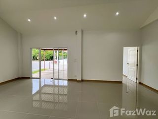For sale 3 bedrooms house in Saraphi, Chiang Mai