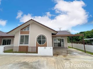 For sale 3 bedrooms house in Saraphi, Chiang Mai
