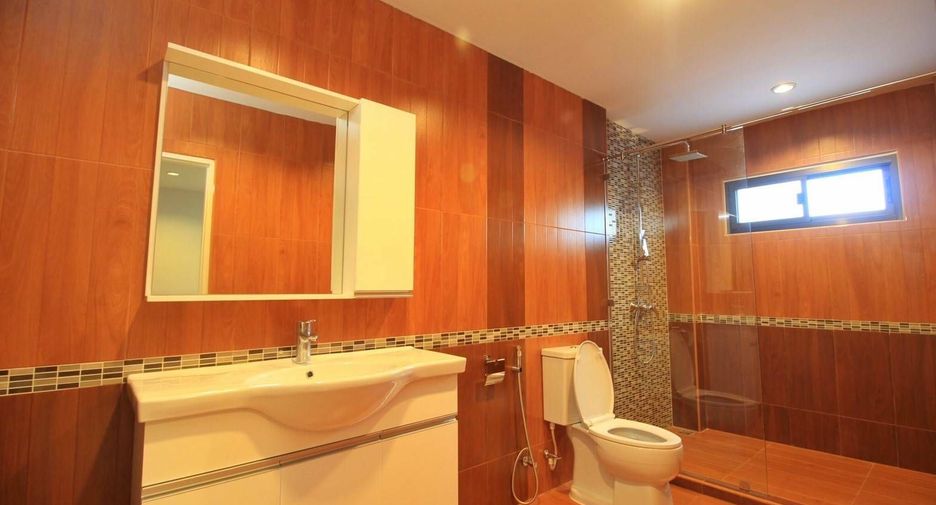 For sale and for rent 4 bedrooms villa in Hua Hin, Prachuap Khiri Khan