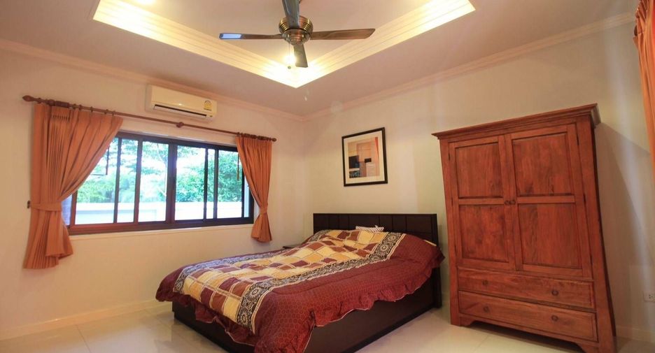 For sale and for rent 4 bedrooms villa in Hua Hin, Prachuap Khiri Khan