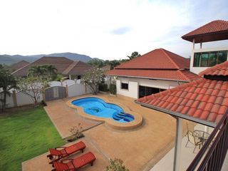 À vendre et à louer 4 chambres villa à Hua Hin, Prachuap Khiri Khan