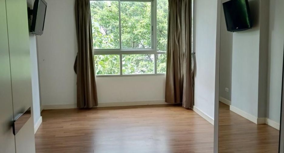For sale studio condo in Watthana, Bangkok