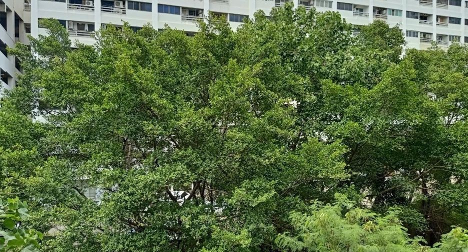 For sale studio condo in Watthana, Bangkok