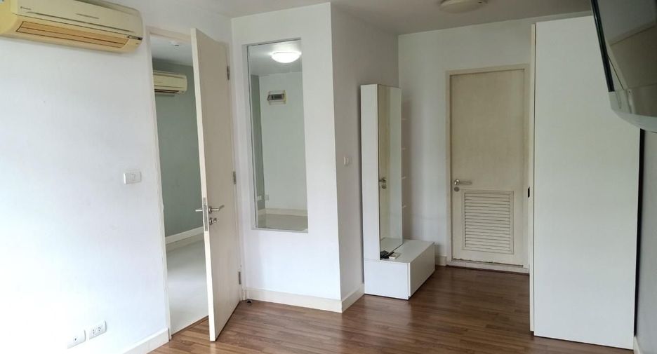For sale studio condo in Watthana, Bangkok