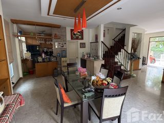 For sale 4 bedrooms house in Khan Na Yao, Bangkok