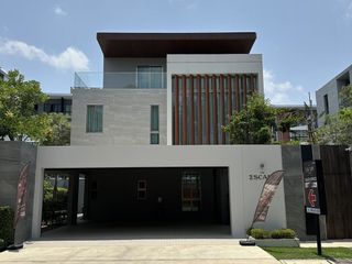 For sale 3 bedrooms house in Mueang Chiang Mai, Chiang Mai