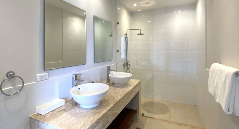 For rent 3 bedrooms townhouse in Ko Samui, Surat Thani