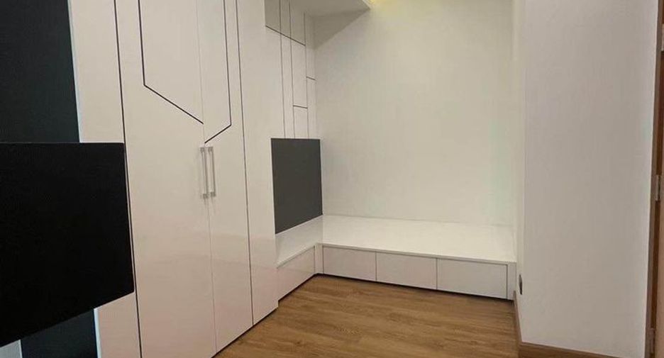 For sale 4 bedrooms townhouse in San Sai, Chiang Mai