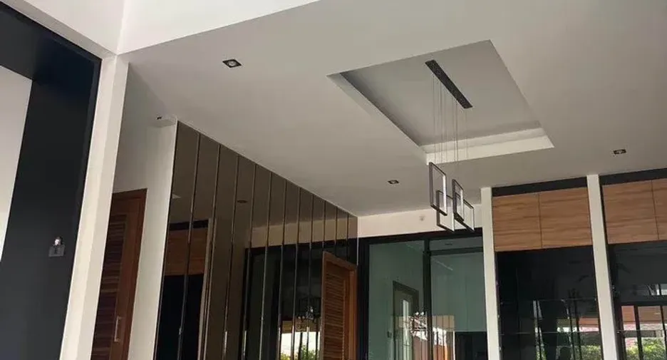 For sale 4 bedrooms townhouse in San Sai, Chiang Mai