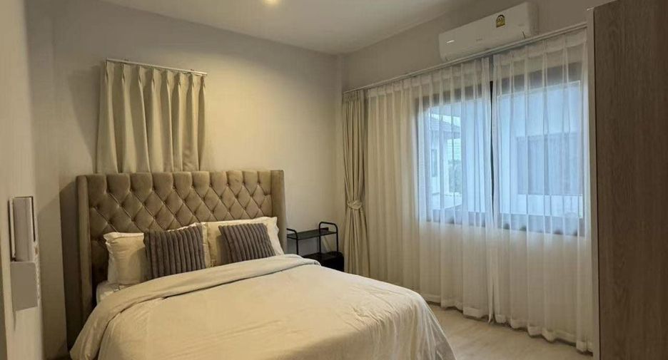 Haus zur Miete mit 3 Zimmer in Bang Lamung, Chonburi