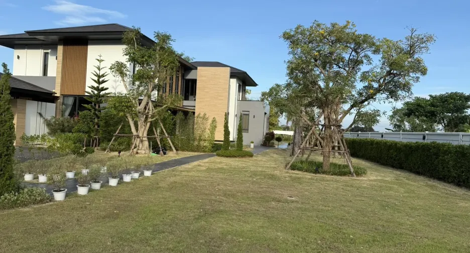 Продажа 7 спальни вилла в Mueang Khon Kaen, Кхонкен