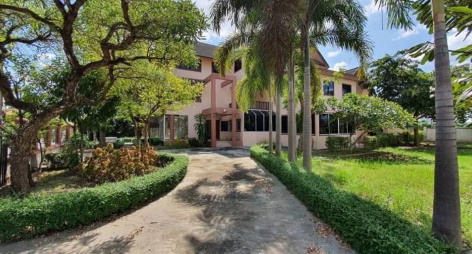 Продажа 4 спальни дом в Mueang Chiang Mai, Чианг Маи