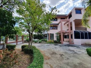 出售 4 卧室 独立屋 在 Mueang Chiang Mai, Chiang Mai