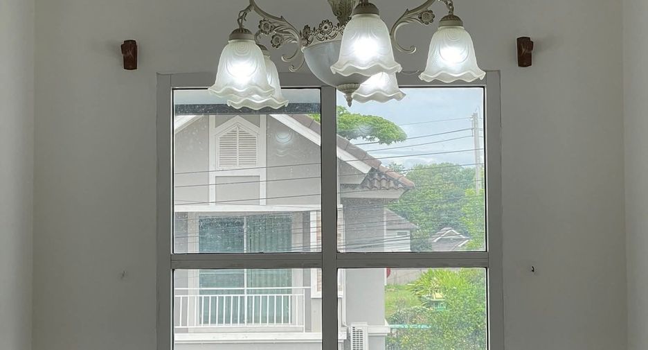 For rent 3 bedrooms house in San Sai, Chiang Mai