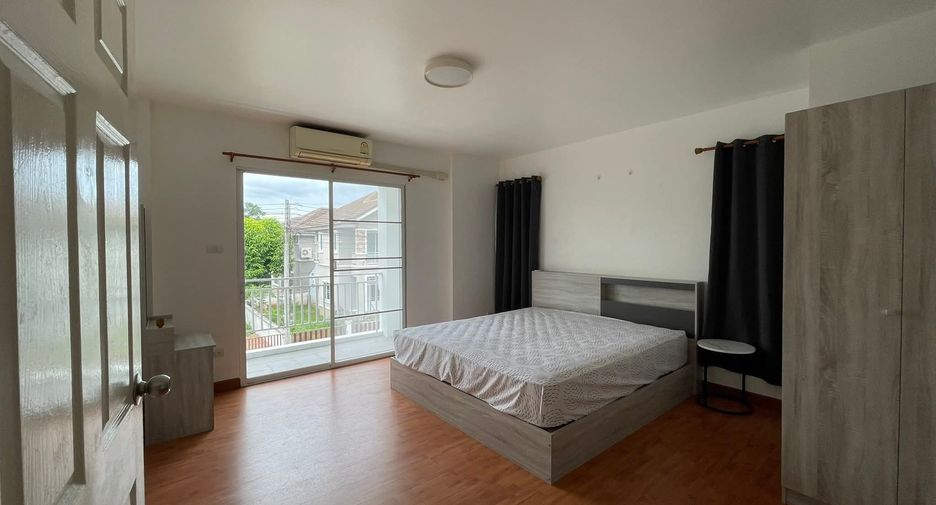 For rent 3 bedrooms house in San Sai, Chiang Mai