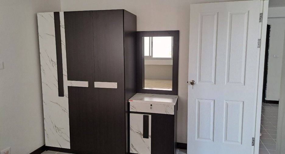 For sale 1 bed condo in Bang Khun Thian, Bangkok