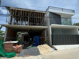 For sale 3 bedrooms villa in Mueang Phuket, Phuket